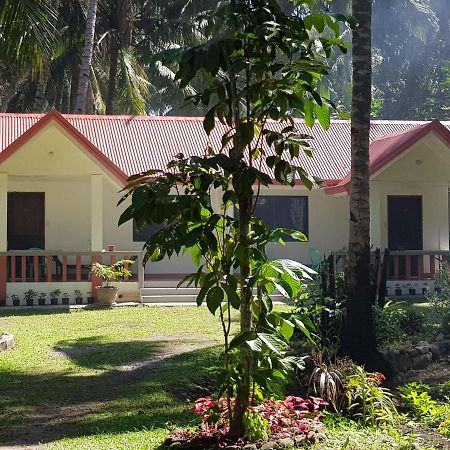 Sj Pabua Travellers Inn Мамбахао Экстерьер фото